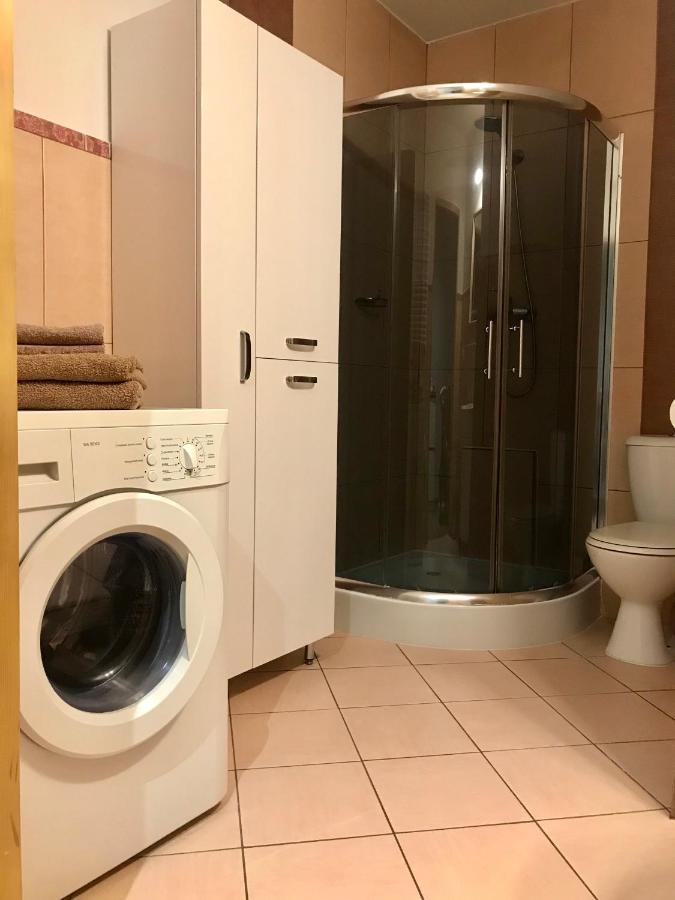 Apartament Matia Studio Lägenhet Jelenia Góra Exteriör bild